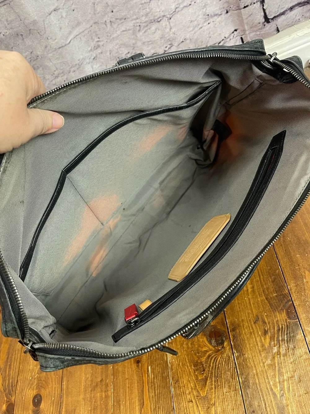 Tumi briefcase cfx